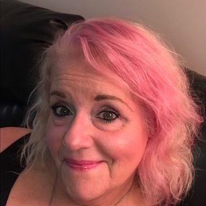 Meet your Posher, Vicki